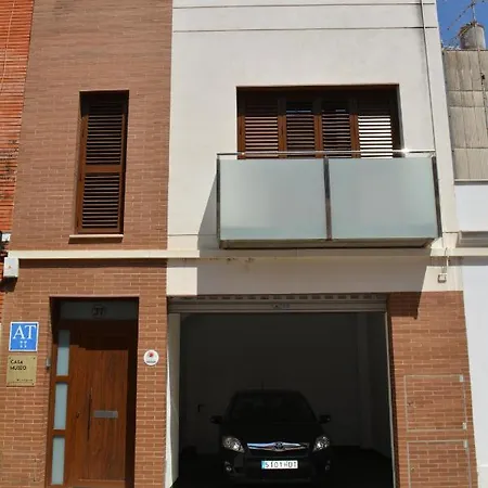 Turistico Casa Museo Parking Y Cargador *