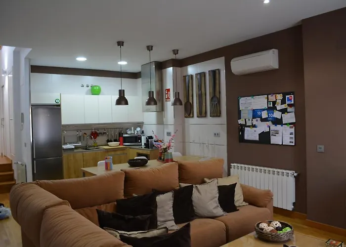 Turistico Casa Museo Parking Y Cargador *